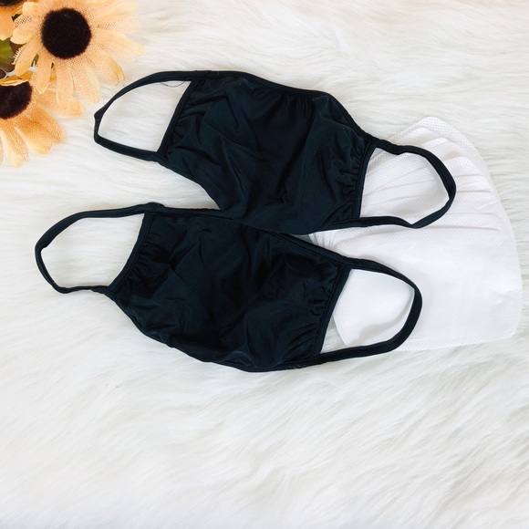 Accessories - 1/$13❗️2/$24❗️3/$33‼️2 BLACK face mask - mask